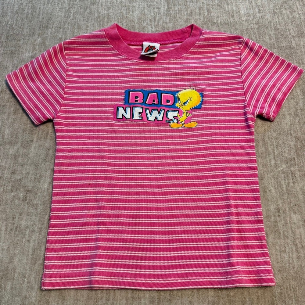 Vintage 1997 Tweety Bird Bad News Pink Striped T Shirt Youth Small USA